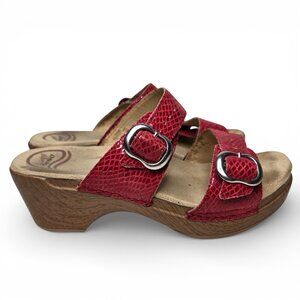 Dansko Sofie Ruby Red Snake Embossed Sandals Silver Tone Buckles 6.5 to 7